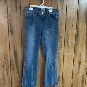 Aeropostale Chelsea Bootcut Jean 3/4 Short